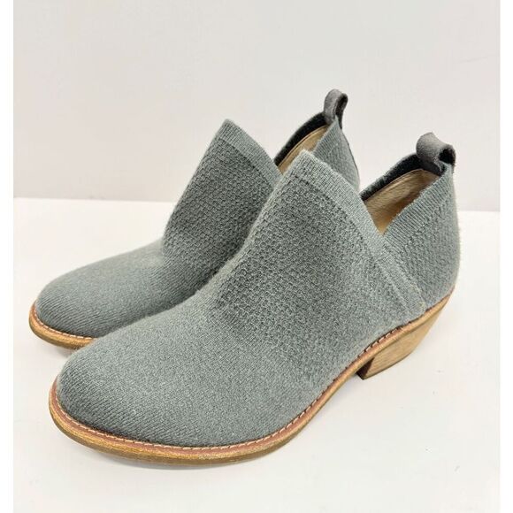 Sofft Knit Booties Size 6 Arvada Textile Upper Leather Sock Block Heel NEW - Picture 2 of 11